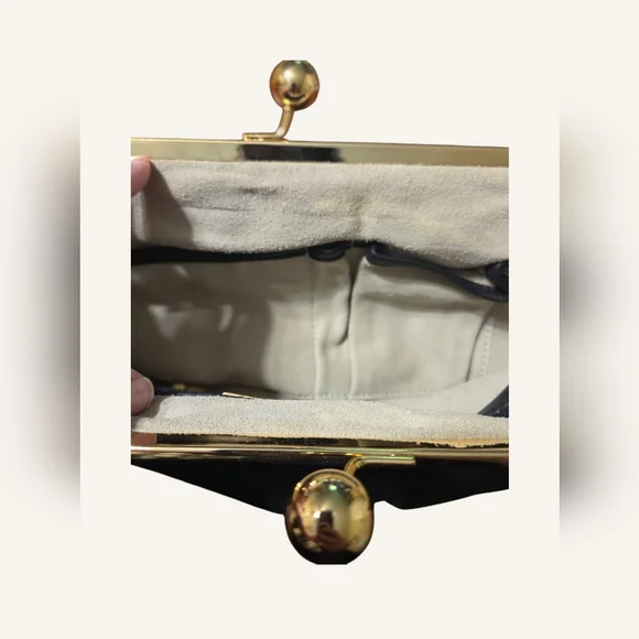 GOLDENBLEU Black Leather Kiss-Lock Clutch Purse Handbag with Dust Bag - Picture 3 of 3